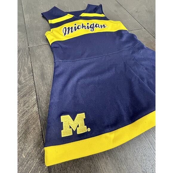 NCAA University Of Michigan Wolverines Cheerleader Dress 4T Adidas Sewn - Picture 3 of 10